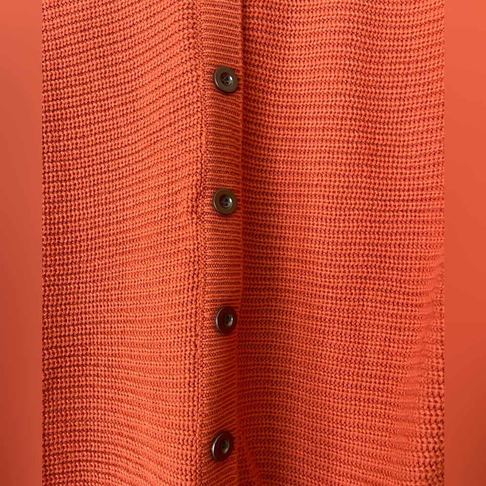 Sweater - Picture 5 of 6
